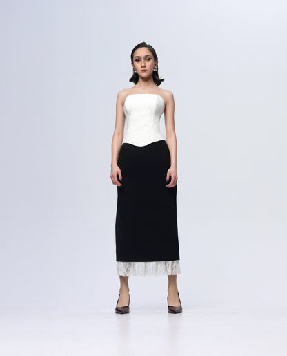 Noir Lace Reverie Skirt